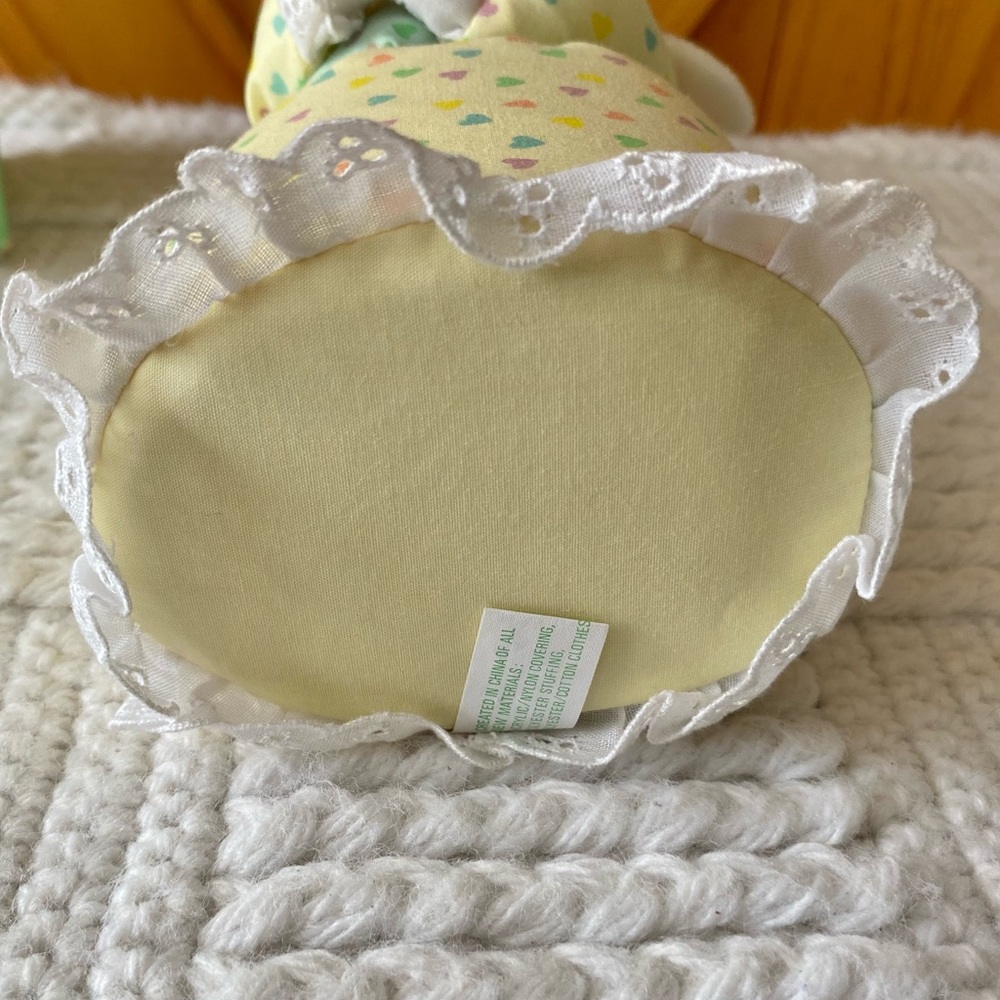 Vintage Avon Lullaby Bunny - Picture 5 of 13